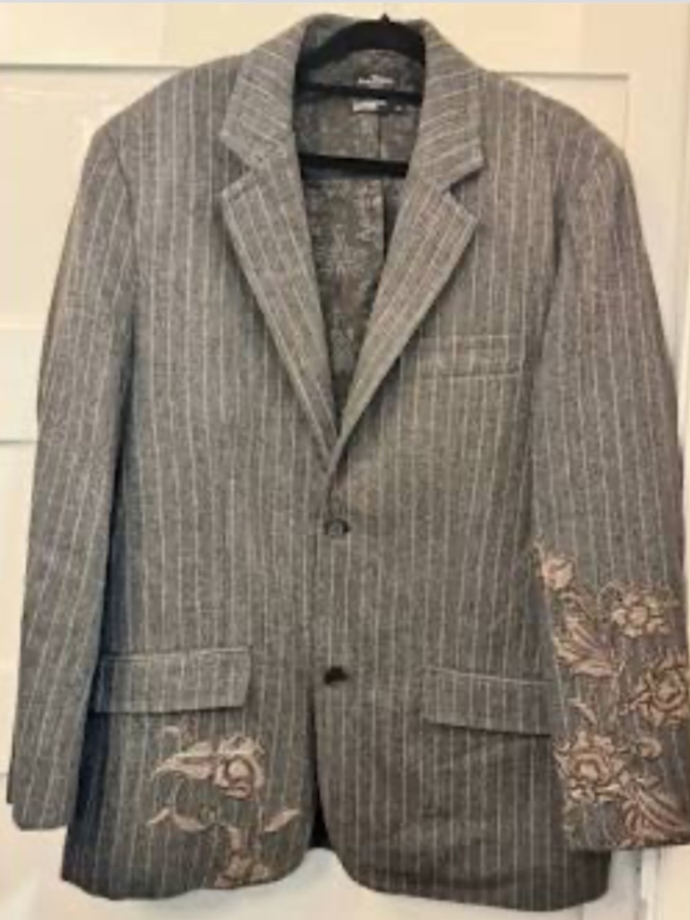 Marc Ecko Cut & Sew Embroidered Pinstripe Men’s Blazer Jacket Skull Eagle L